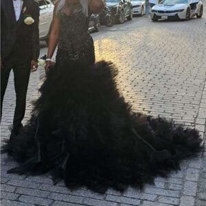 Black prom dress